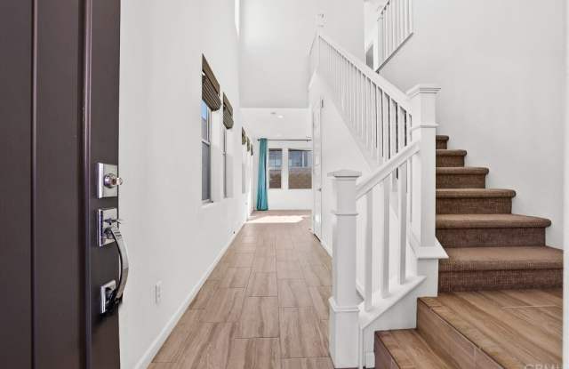 61 Lavender Gallery 3