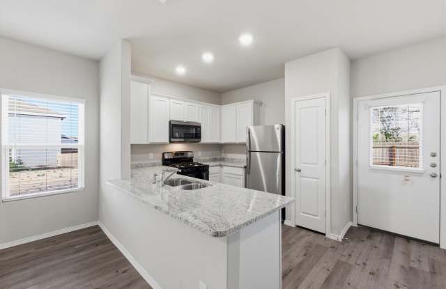 Fabulous 3/2.5 Townhome photos photos