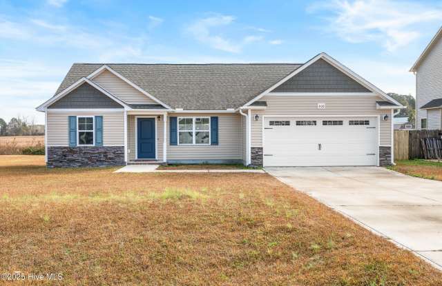 406 Paxton Court - 406 Paxton Court, Onslow County, NC 28540