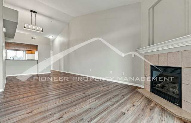 Charming Condo with Central AC and Mountain Views Gallery 4