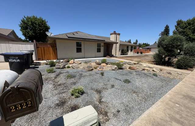 Updated SE Visalia Corner Lot Home Rent Ready! Gallery 4