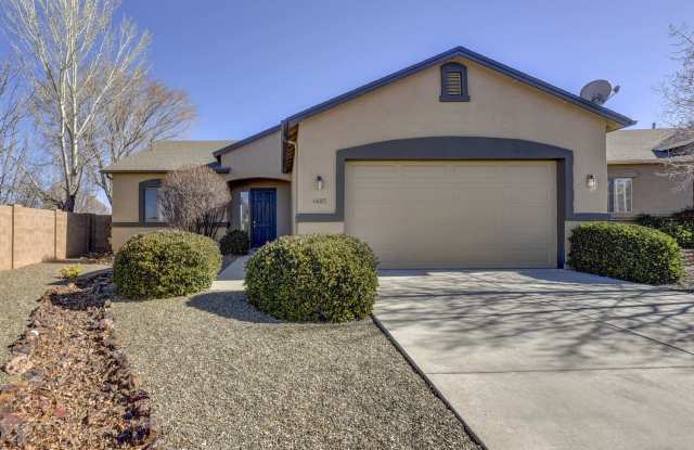 3 bedroom, 2 bathroom home for Rent in Granville. photos photos
