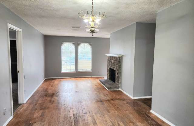 6105 Jennifer LaneMontgomery Gallery 2