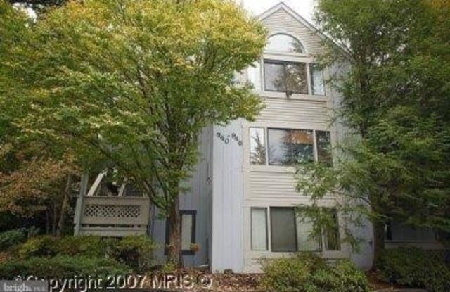 948 WINDBROOKE DRIVE - 948 Windbrooke Drive, Gaithersburg, MD 20879
