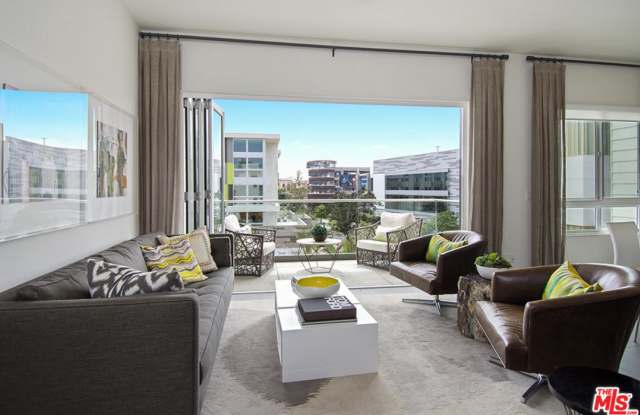 12698 SANDHILL Lane Gallery 3