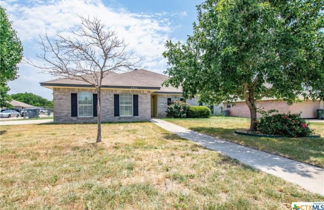 2305 Breezeway Lane - 2305 Breezeway Lane, Temple, TX 76502