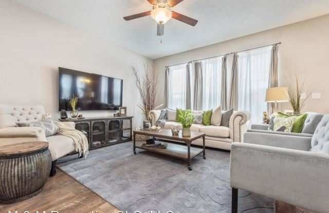 10512 S Split Rock Dr 4000 W Gallery 4
