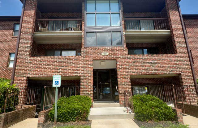 Charming 2 Bedroom/2 Bathroom Apartment in Perry Hall, MD! photos photos