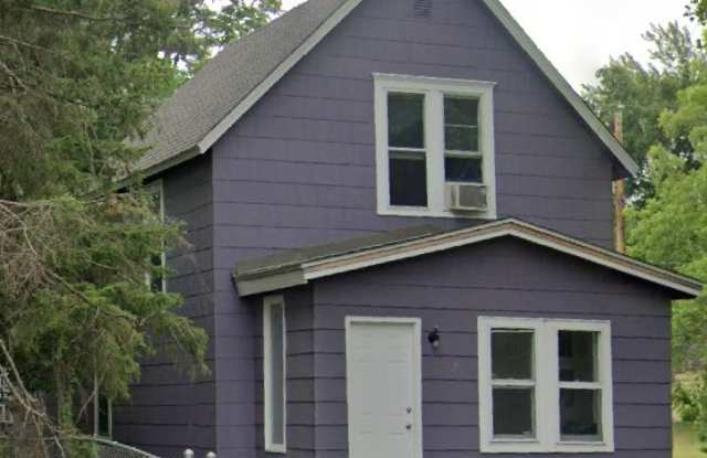 512 1st Avenue Northeast - 512 1st Avenue Northeast, Brainerd, MN 56401