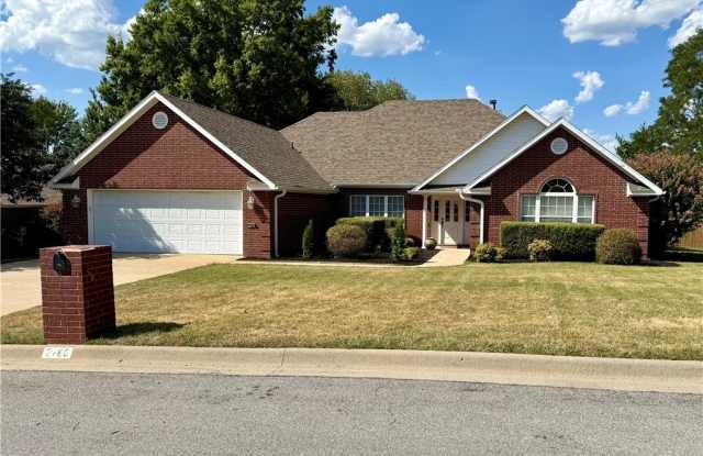 2780 Londonderry Drive Gallery 1