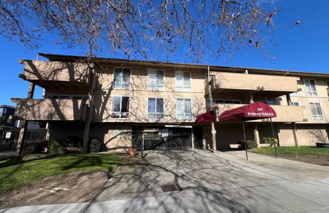 GATED COMMUNITY, OPEN FLOOR PLAN, GRANITE COUNTERTOPS, IN UNIT WASHER  DRYER, POOL, and MORE!!! photos photos