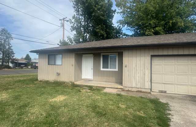 2 Bed 1 Bath House Gallery 1