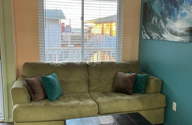 14 Bay Boulevard Gallery 3