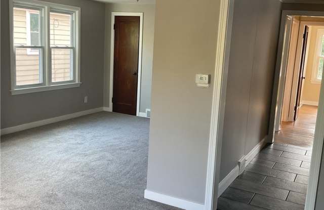 183 Hamilton Drive Gallery 3