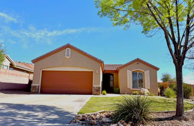 2106 N Red Canyon Cir photos photos
