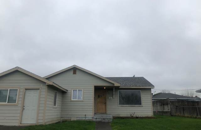 931 Leola St - 931 West Leola Street, Pasco, WA 99301
