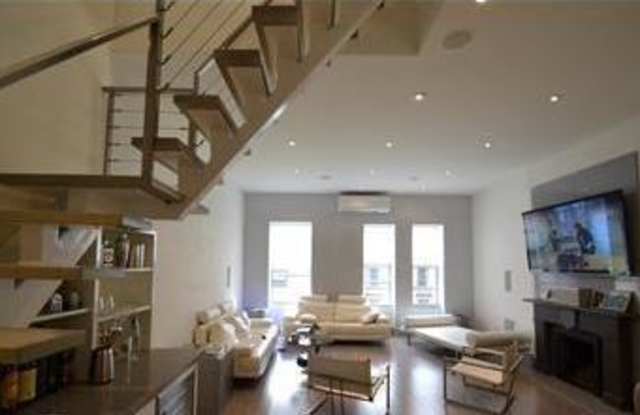53 E 64TH ST. Gallery 3