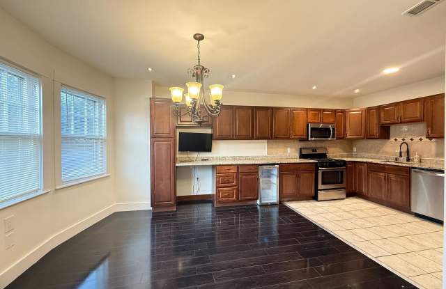 101 S GLENWOOD AVENUE photos photos