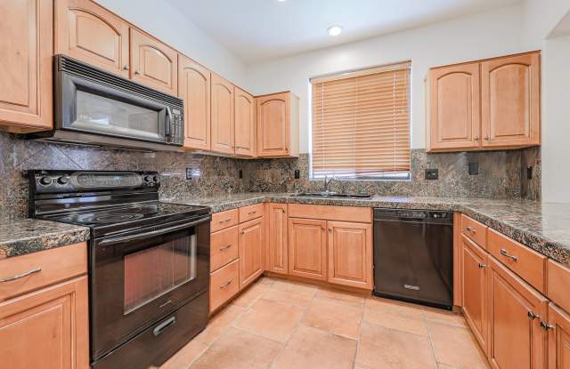 2422 West Sleepy Ranch Road Gallery 4