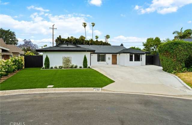 737 Paseo Place photos photos
