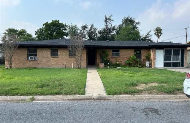 305 W Walnut Avenue photos photos