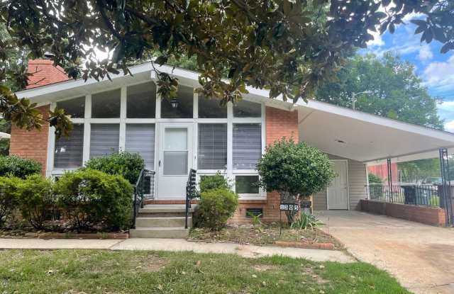 Adorable 3 Bedroom with Updates photos photos