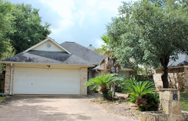 312 Scenic Brook Street - 312 Scenic Brook Street, Brenham, TX 77833