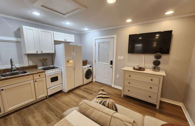 490 E Stanford Street photos photos