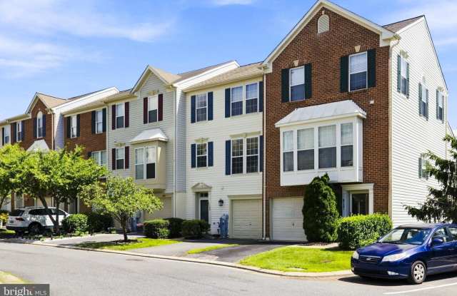 9739 HARVESTER Circle Gallery 1