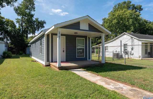 2707 6th Avenue Sw - 2707 6th Avenue Southwest, Huntsville, AL 35805