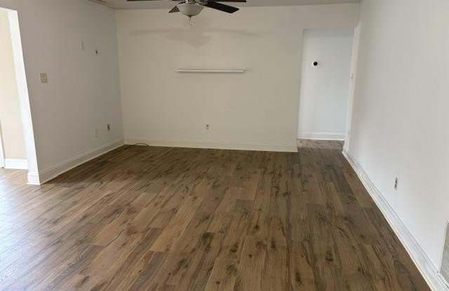 23 PICKWICK Place Gallery 3