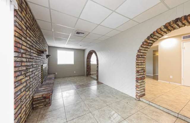 406 Parkside Street photos photos