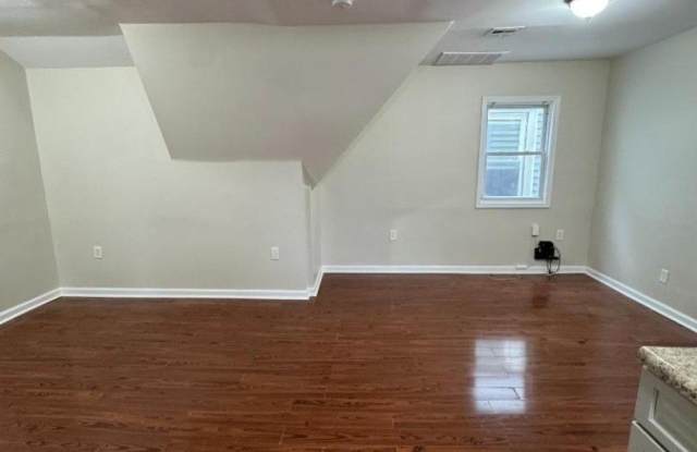 195 N 11Th St photos photos