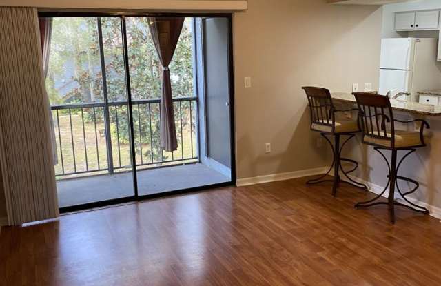 Spacious 2-Bedroom, 2-Bathroom Condo for Rent in Altamonte Springs, FL Gallery 3