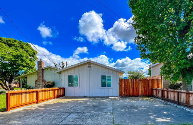 Central Ave., 847 * photos photos