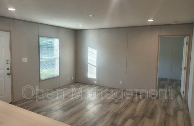 7534 US-60 Gallery 4