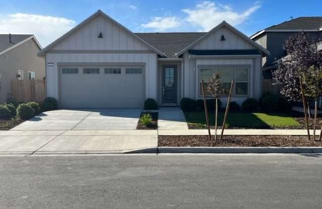 Lennar Ironsides 3 Bed 2 Bath AVAILABLE FOR RENT NOW! photos photos