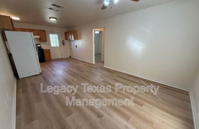 701 Miracle Ln Apt #H photos photos