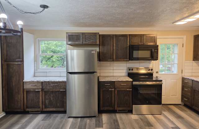 5272 Fieldcrest Drive - 5272 Fieldcrest Drive, Whitehall, PA 15236