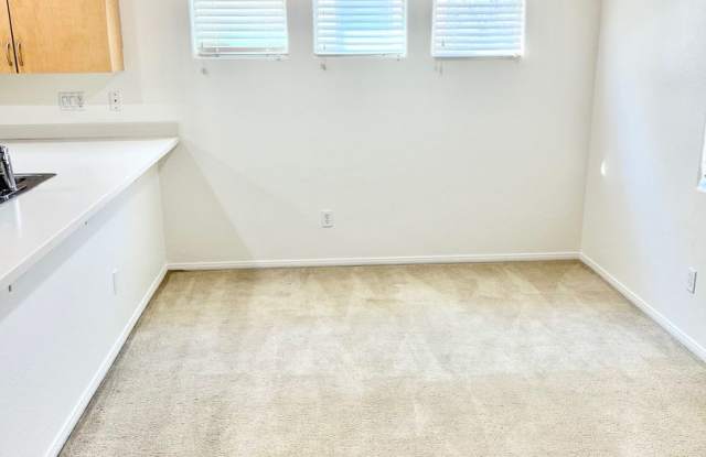 3bd 3bth Gated Gallery 4