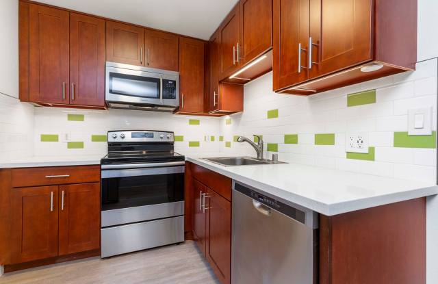 411 Harvard Ave East photos photos