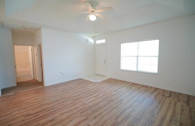 1680 Corey Wood Circle Gallery 3