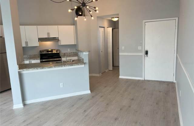 2568 WOODGATE Boulevard Gallery 4