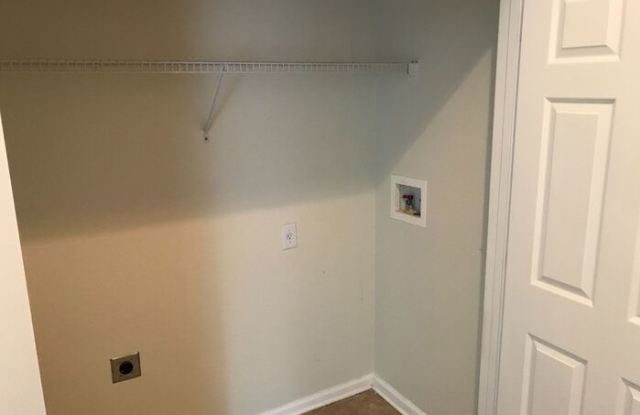 588 Brantley Terrace Gallery 4