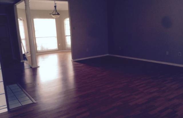 1514 Haven Pl Gallery 3