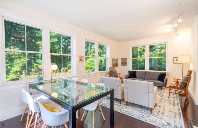 13595 Soundview Avenue photos photos