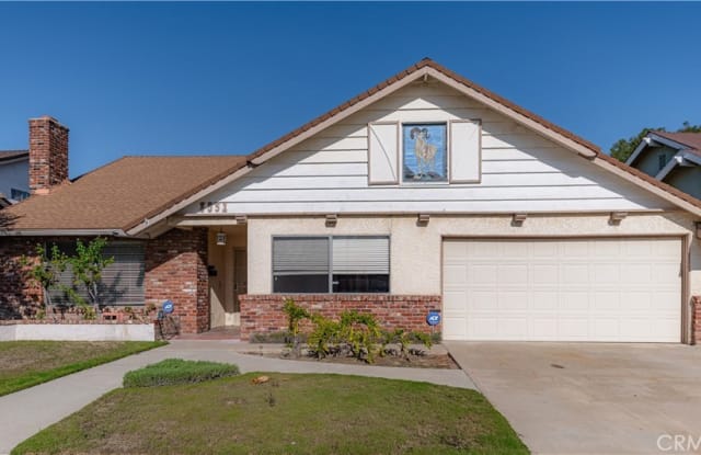 8951 Gleneagles Circle - 8951 Gleneagles Circle, Westminster, CA 92683