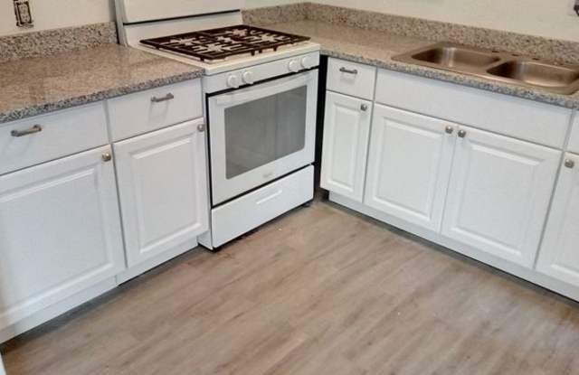 637 N Crysler Ave - 637 North Crysler Street, Independence, MO 64050