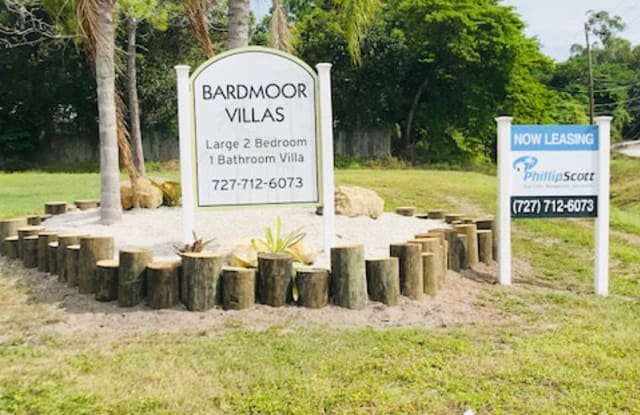 9499 Lynn Ln Apt B - 9499 Lynn Lane, Bardmoor, FL 33777