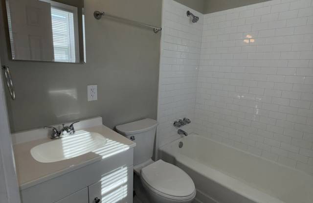 Newly Renovated 1 Bedroom / 1 Bath Home In Winston-Salem | Call for September Specials Gallery 2